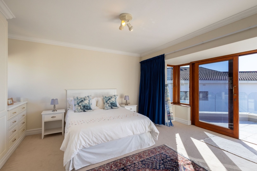 4 Bedroom Property for Sale in Lower Robberg Western Cape